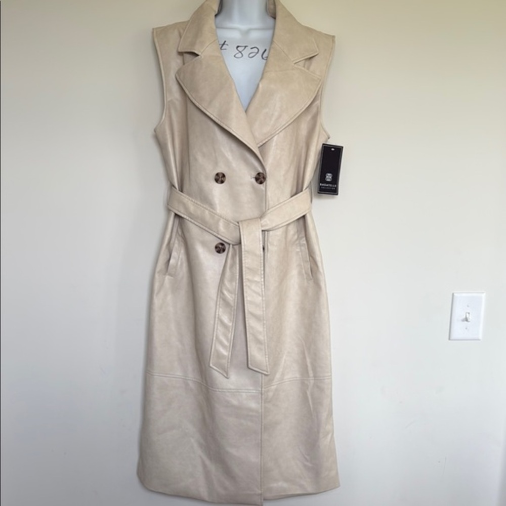 NWT Bagatelle Collection Beige Sleeveless Trench Coat - Picture 2 of 13
